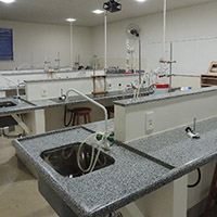 Laboratório de Química e Bioquímica